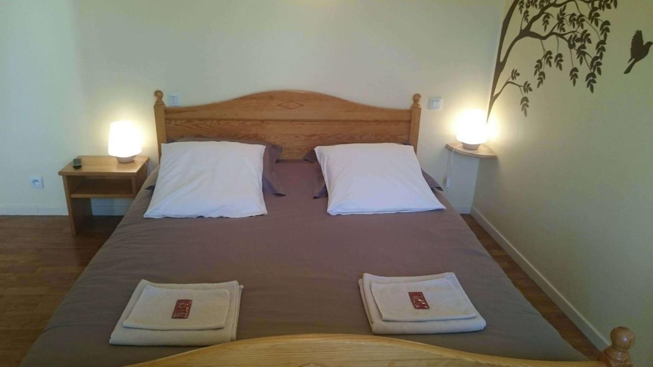Chambres D'Hotes De L'Auberge L'Astrassadou Rézentières Exterior foto