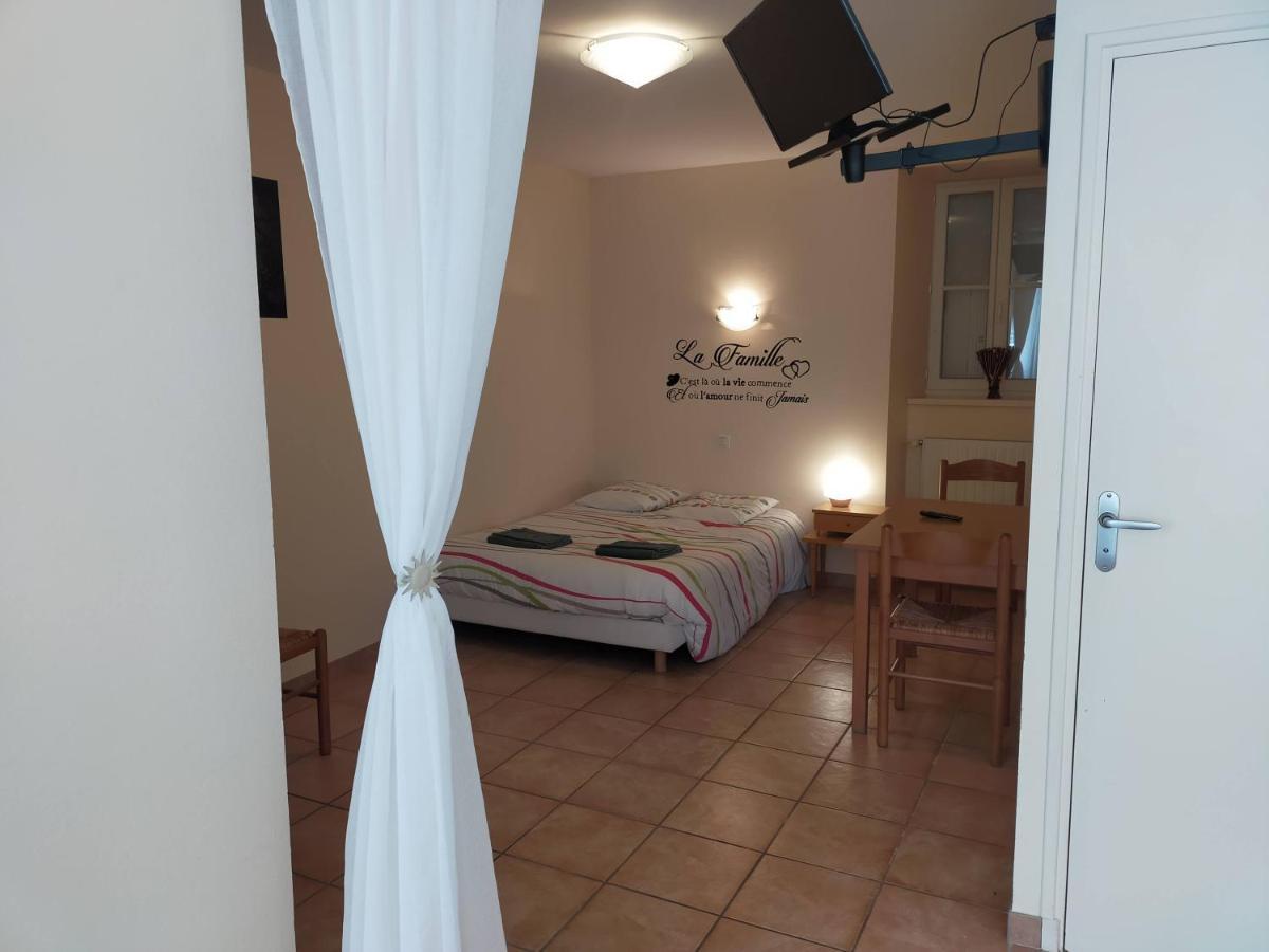 Chambres D'Hotes De L'Auberge L'Astrassadou Rézentières Exterior foto
