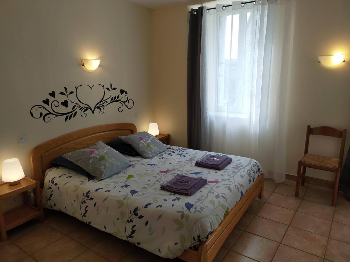 Chambres D'Hotes De L'Auberge L'Astrassadou Rézentières Exterior foto