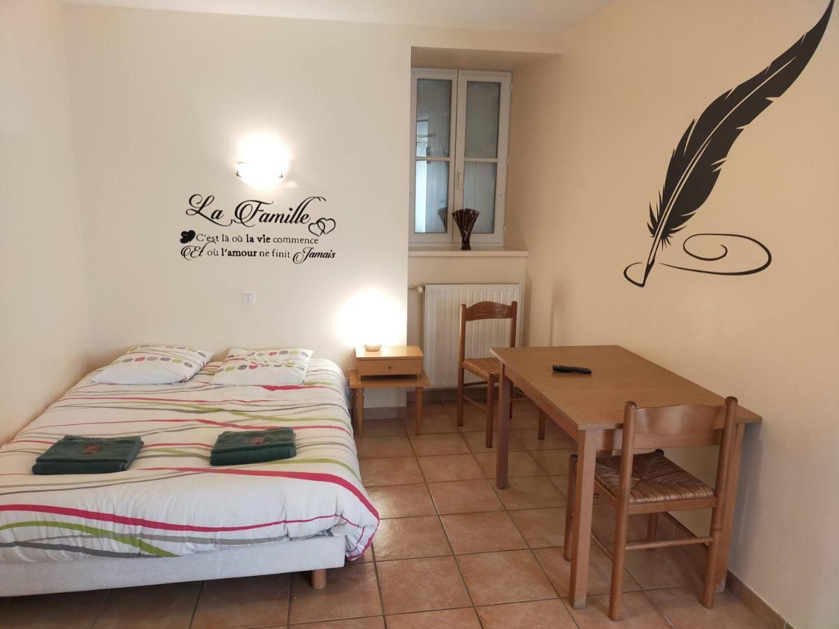 Chambres D'Hotes De L'Auberge L'Astrassadou Rézentières Exterior foto