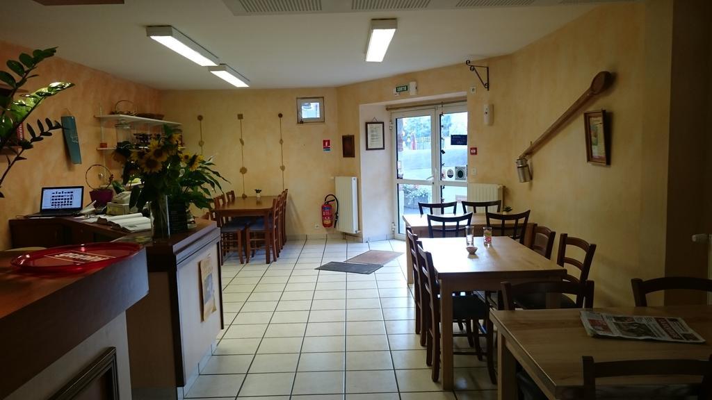 Chambres D'Hotes De L'Auberge L'Astrassadou Rézentières Exterior foto